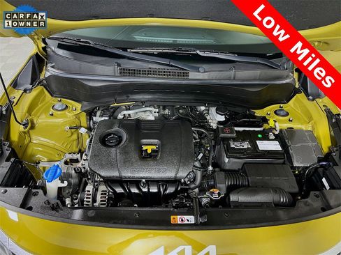 Certified 2024 Kia Seltos S image 28