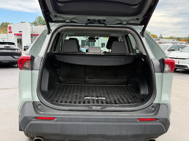 Certified 2022 Toyota RAV4 XLE w/ Convenience Package AWD/4WD image 30