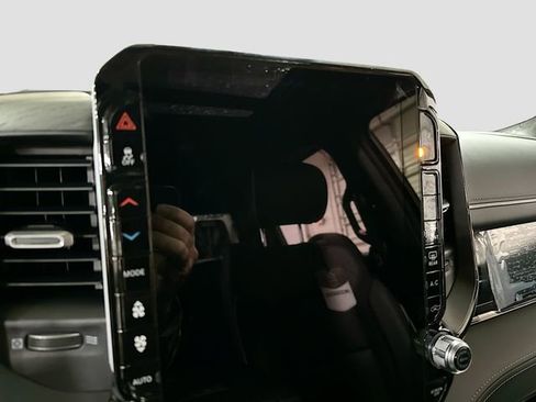 New 2026 RAM 1500 Limited image 32