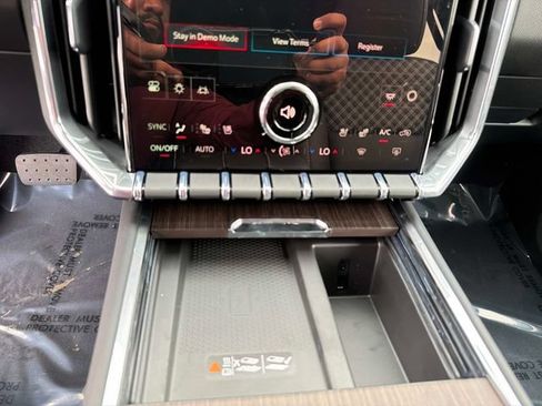 New 2026 GMC Acadia Denali w/ Super Cruise Package FWD image 25