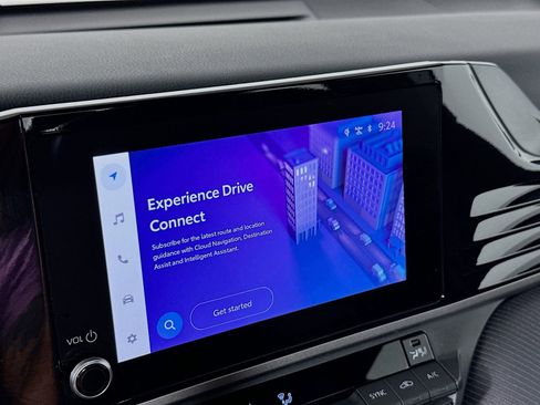 Certified 2025 Toyota Camry SE AWD/4WD image 13