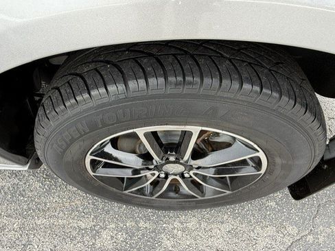 Used 2015 Dodge Grand Caravan SXT FWD image 8