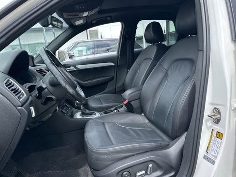 Used 2017 Audi Q3 2.0T Premium FWD image 12