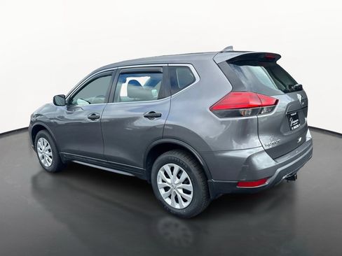 Used 2017 Nissan Rogue S AWD/4WD image 5