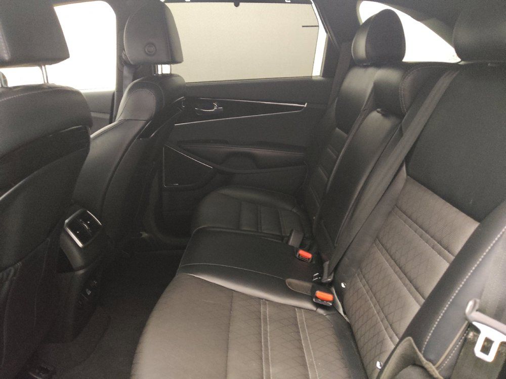 Used 2019 Kia Sorento SX AWD/4WD image 18