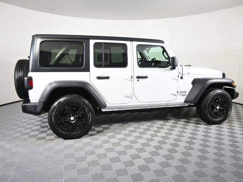 Used 2019 Jeep Wrangler Unlimited Sport S image 7