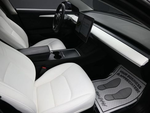 Used 2023 Tesla Model 3 Standard Range RWD image 27