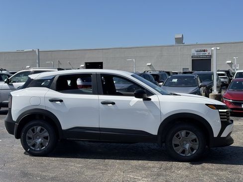 New 2026 Nissan Kicks S FWD image 3