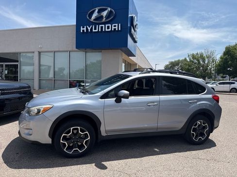 Used 2015 Subaru Crosstrek 2.0i Limited AWD/4WD image 1