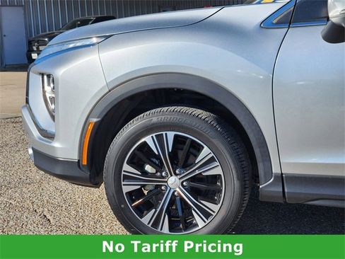 Used 2022 Mitsubishi Eclipse Cross AWD image 7