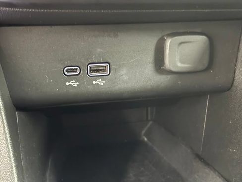 Used 2025 Buick Encore GX Preferred FWD image 30