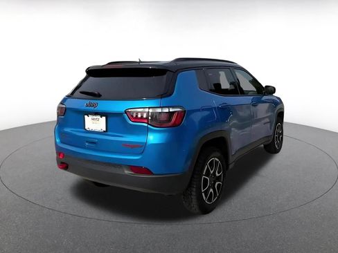 Used 2025 Jeep Compass Trailhawk AWD/4WD image 15