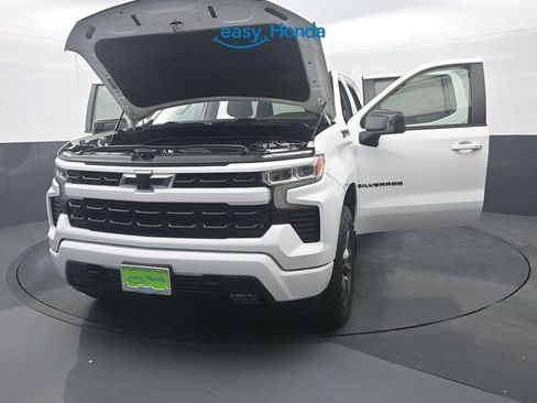 Used 2022 Chevrolet Silverado 1500 RST AWD/4WD image 36