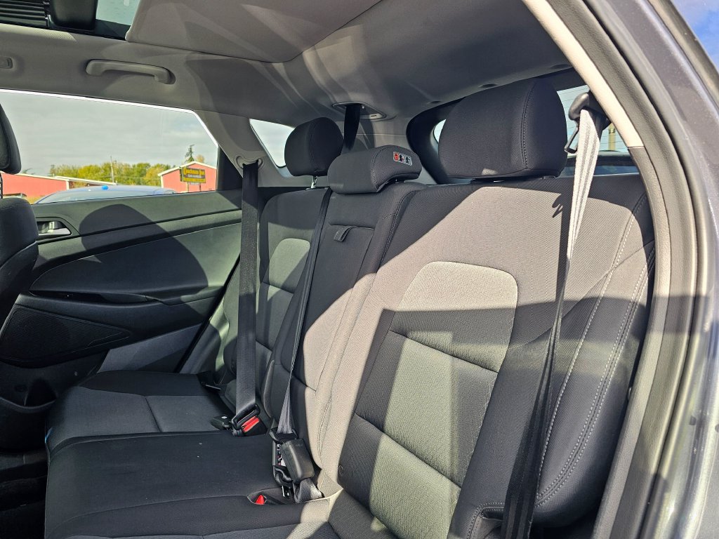 Used 2017 Hyundai Tucson Value AWD/4WD image 19
