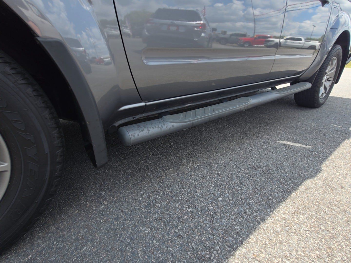 Used 2020 Nissan Frontier SV RWD image 11