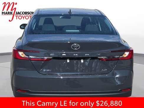 Used 2025 Toyota Camry LE FWD image 11