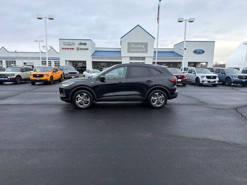 Used 2025 Ford Escape ST-Line image 2