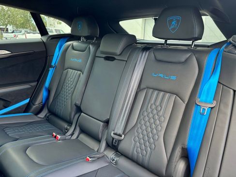 Used 2024 Lamborghini Urus Performante image 21
