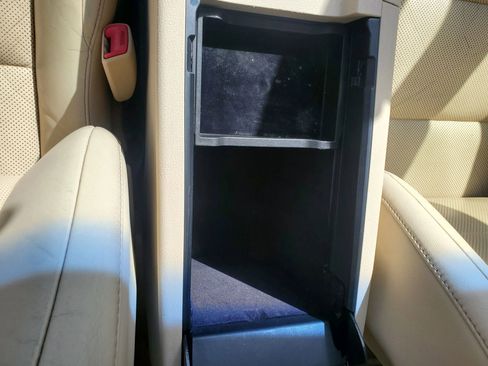 Used 2013 Lexus ES 350 w/ Luxury Pkg image 30