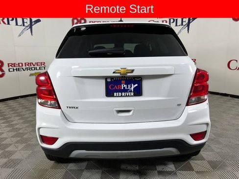 Used 2018 Chevrolet Trax LT w/ LT Convenience Package FWD image 7