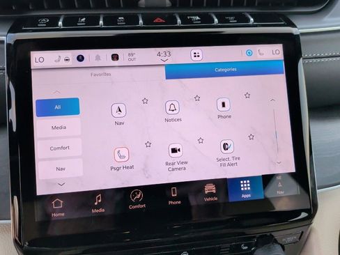 New 2025 Jeep Grand Cherokee L Limited image 32