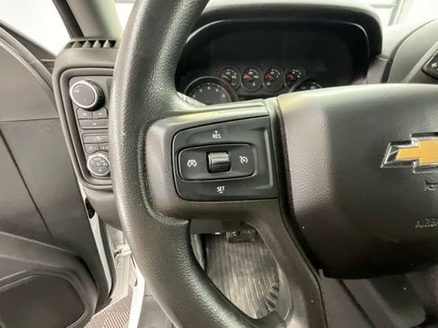Used 2020 Chevrolet Silverado 2500 Custom w/ Custom Convenience Package AWD/4WD image 17