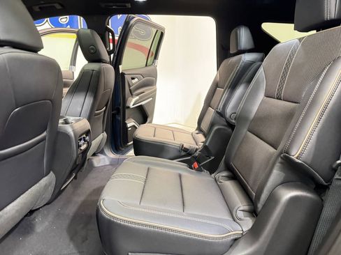 New 2026 Chevrolet Traverse High Country image 12