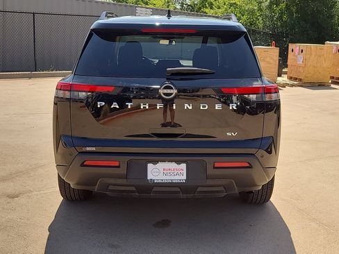 Used 2022 Nissan Pathfinder SV FWD image 3