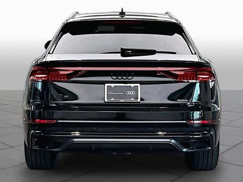 Used 2023 Audi Q8 Premium Plus w/ Premium Plus Package AWD/4WD image 4