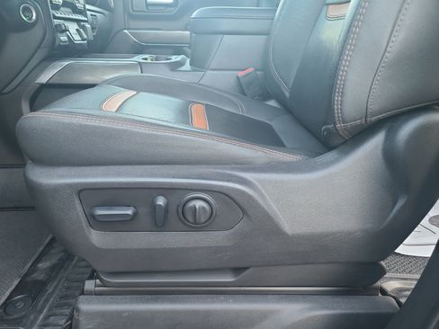 Used 2023 GMC Sierra 3500 AT4 w/ AT4 Premium Plus Package AWD/4WD image 14