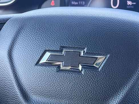 Used 2023 Chevrolet Bolt EUV LT w/ Convenience Package image 21