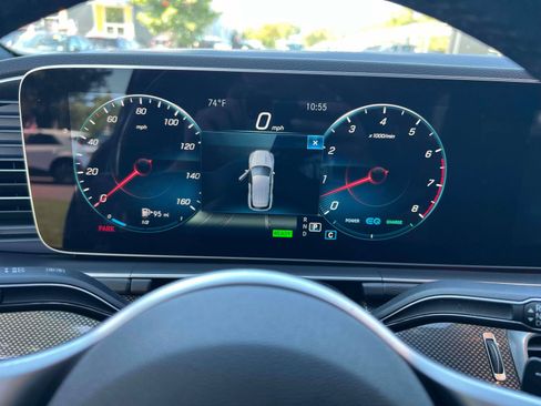 Used 2021 Mercedes-Benz GLE 450 4MATIC image 9