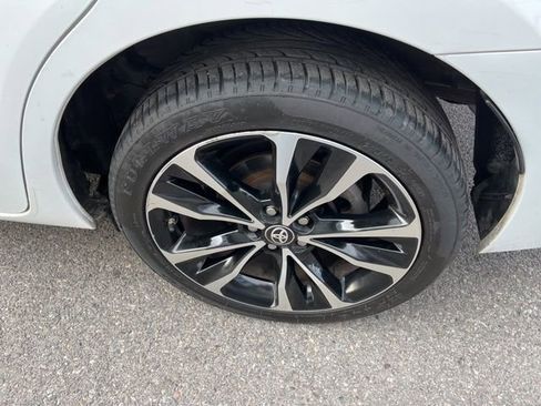 Used 2018 Toyota Corolla SE w/ Protection Package FWD image 26