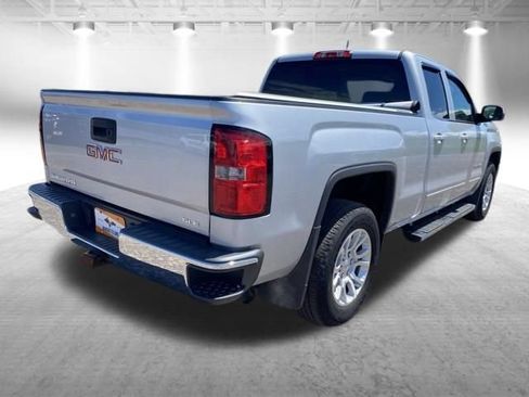 Used 2015 GMC Sierra 1500 SLE w/ SLE Value Package AWD/4WD image 8