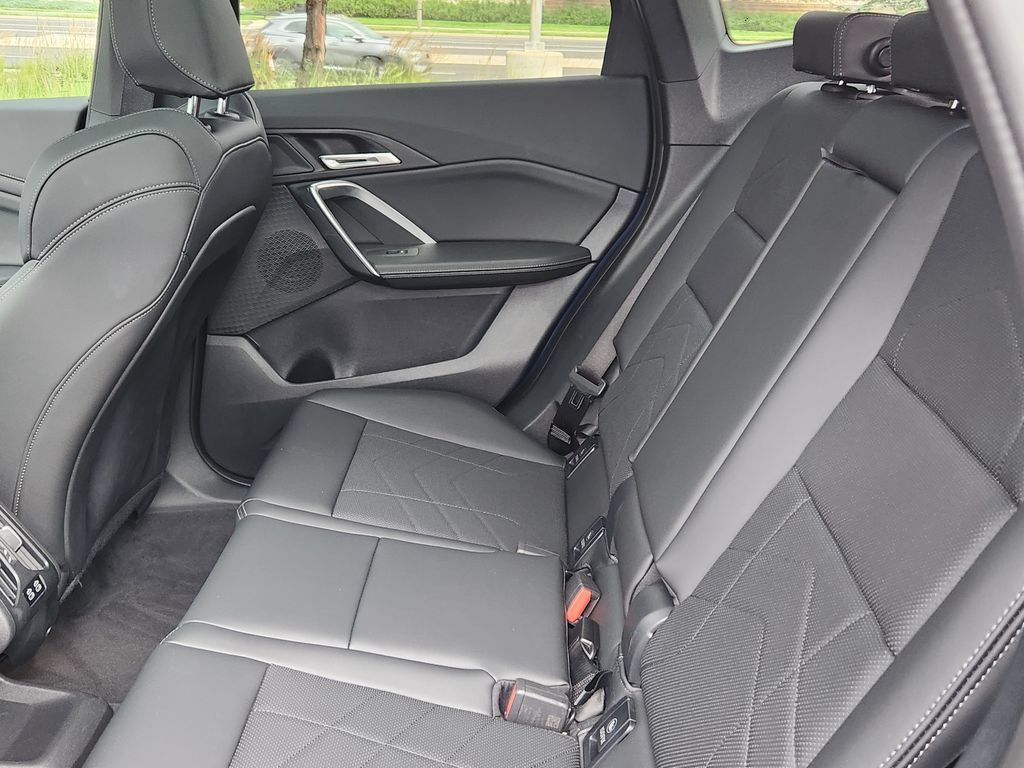 Used 2025 BMW X1 xDrive28i w/ Convenience Package AWD/4WD image 10