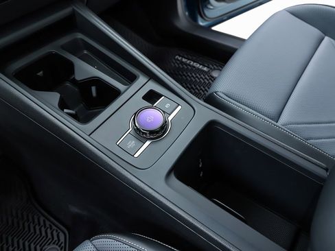 New 2026 Volkswagen Tiguan SE image 62