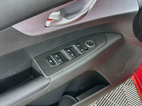 Used 2024 Kia Forte LXS FWD image 15