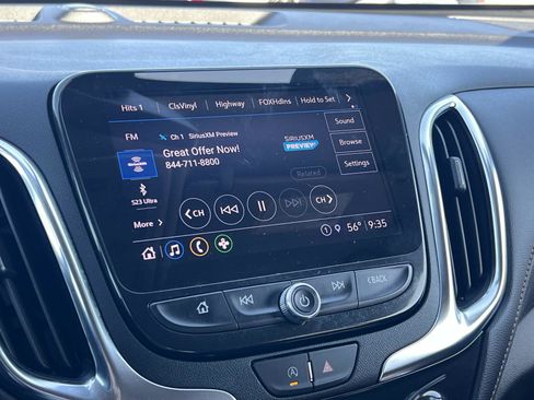 Used 2022 Chevrolet Equinox Premier image 12