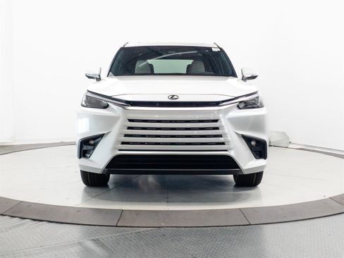 New 2026 Lexus TX 350 AWD image 2