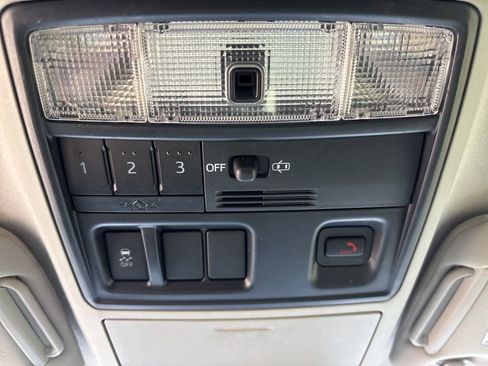 Used 2020 Toyota 4Runner SR5 Premium image 18