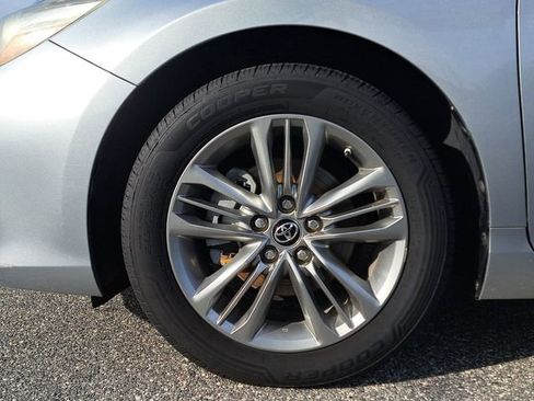 Used 2015 Toyota Camry SE image 7