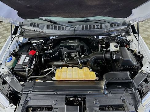 Used 2017 Ford F150 XLT w/ Equipment Group 301A Mid AWD/4WD image 30