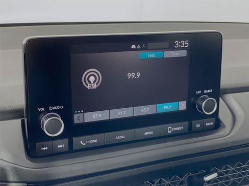 Used 2025 Honda Accord SE image 17
