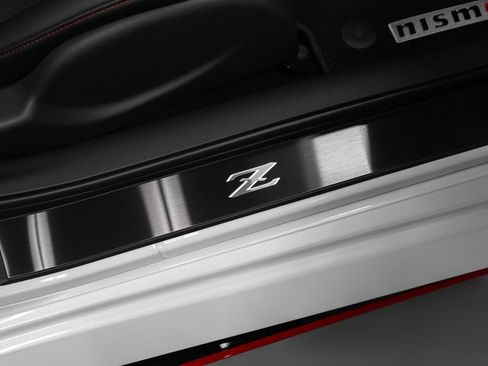 Used 2026 Nissan Z NISMO RWD image 18