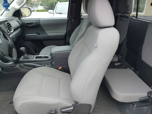 Used 2023 Toyota Tacoma SR w/ SR Convenience Package RWD image 3