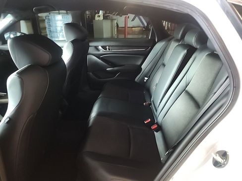 Used 2022 Honda Accord Sport image 13