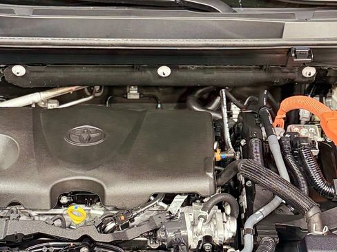 Used 2025 Toyota RAV4 XLE w/ Convenience Package image 86