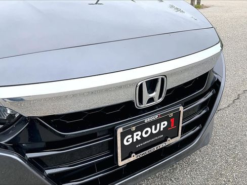 Used 2019 Honda Accord Touring image 31