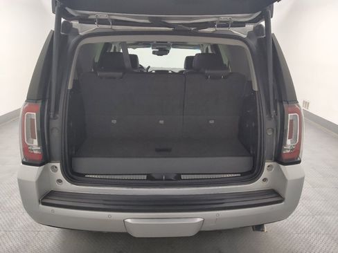 Used 2017 GMC Yukon SLT w/ Open Road Package AWD/4WD image 29