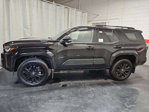 New 2026 Toyota 4Runner 4WD image 5